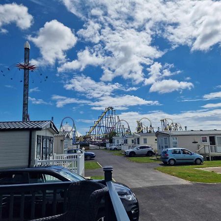 Thrillseeker - Next To Fantasy Island, Ingoldmells Skegness Exteriör bild